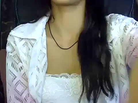 MAAYRA 09 online show from 11, 1, 2025
