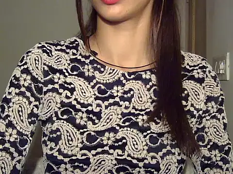 MAAYRA 09 online show from 14, 12, 2025