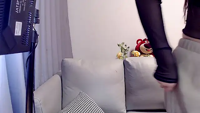 Little-sweet online show from 19, 1, 2025