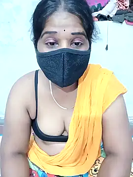 Snapshot of MaaliiiPonuTamil chatting on 13, 1, 2025 MaaliiiPonuTamil online show from 13, 1, 2025