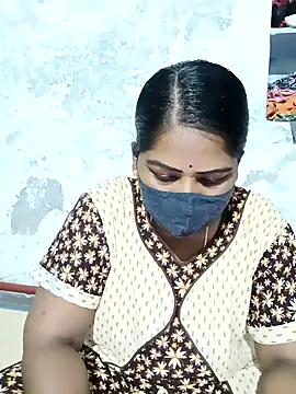 Snapshot of MaaliiiPonuTamil chatting on 9, 2, 2025 MaaliiiPonuTamil online show from 9, 2, 2025