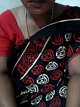 Snapshot of MaaliiiPonuTamil chatting on 3, 3, 2025 MaaliiiPonuTamil online show from 3, 3, 2025