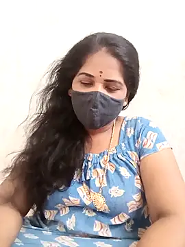 Snapshot of MaaliiiPonuTamil chatting on 5, 3, 2025 MaaliiiPonuTamil online show from 5, 3, 2025