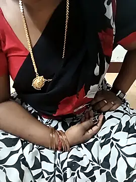 Snapshot of MaaliiiPonuTamil chatting on 7, 3, 2025 MaaliiiPonuTamil online show from 7, 3, 2025