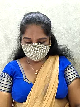 Snapshot of MaaliiiPonuTamil chatting on 28, 4, 2026 MaaliiiPonuTamil online show from 28, 4, 2026