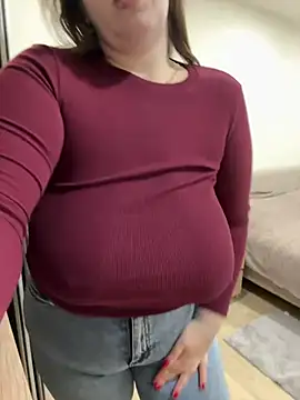 Snapshot of Your_Hot_Sister01 chatting on 18, 1, 2025 Your Hot Sister01 online show from 18, 1, 2025