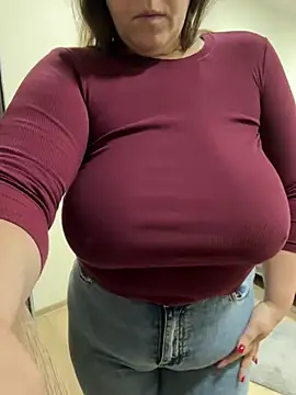 Snapshot of Your_Hot_Sister01 chatting on 19, 1, 2025 Your Hot Sister01 online show from 19, 1, 2025