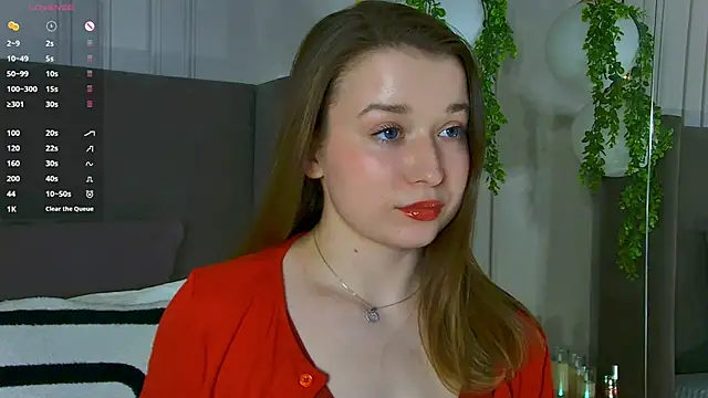 Snapshot of MichelleHaynes chatting on 4, 3, 2025 MichelleHaynes online show from 4, 3, 2025