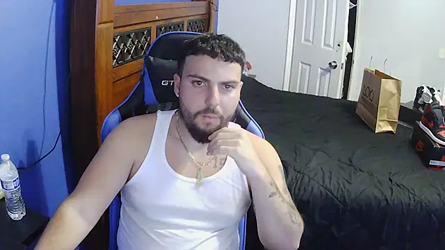 Snapshot of MasterKvn chatting on 12, 2, 2025 MasterKvn online show from 12, 2, 2025