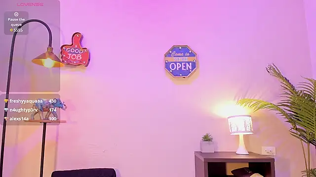 lupeebony online show from 31, 1, 2025