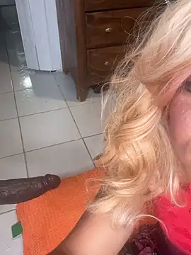 venustattoopussy online show from 19, 6, 2026