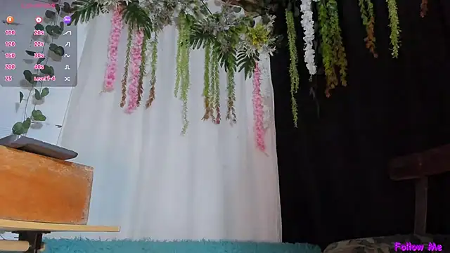 Snapshot of vane63 chatting on 23, 10, 2025 vane63 online show from 23, 10, 2025