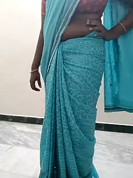 Snapshot of Priya_Next chatting on 5, 12, 2024 Priya Next online show from 5, 12, 2024