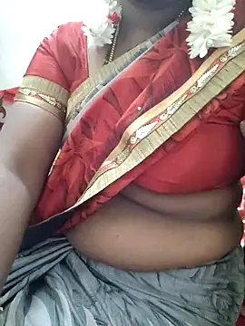 Snapshot of Priya_Next chatting on 8, 10, 2025 Priya Next online show from 8, 10, 2025