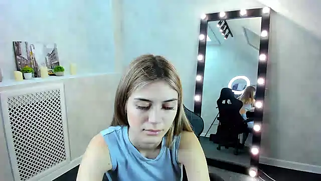 Snapshot of Cherry_Price chatting on 5, 12, 2024 Cherry Price online show from 5, 12, 2024