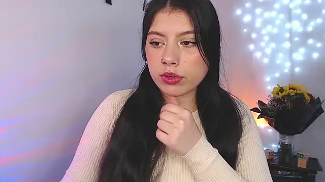 Snapshot of iam_emy chatting on 28, 9, 2025 iam emy online show from 28, 9, 2025