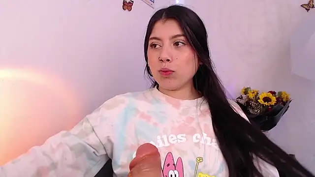 Snapshot of iam_emy chatting on 28, 9, 2025 iam emy online show from 28, 9, 2025