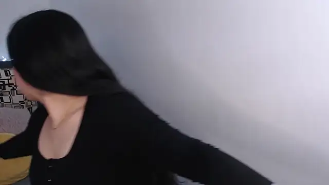 Snapshot of iam_emy chatting on 23, 10, 2025 iam emy online show from 23, 10, 2025