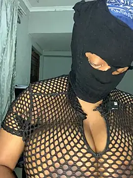 Snapshot of blackshortzbarbie chatting on 26, 2, 2025 blackshortzbarbie online show from 26, 2, 2025