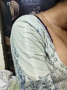 Snapshot of Sania-Love chatting on 7, 3, 2026 Sania-Love online show from 7, 3, 2026