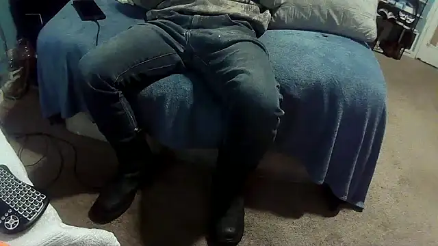 Spunwhiteboy1992 online show from 28, 11, 2025