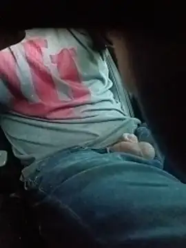 Spunwhiteboy1992 online show from 19, 5, 2026