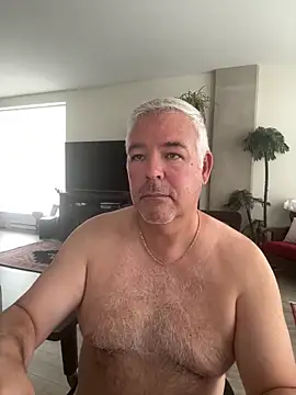 Snapshot of aarosteev2 chatting on 18, 9, 2025 aarosteev2 online show from 18, 9, 2025