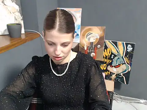 Snapshot of felicity_gold chatting on 17, 6, 2026 felicity gold online show from 17, 6, 2026