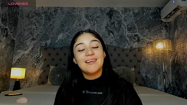 Snapshot of Belliinda_21 chatting on 9, 1, 2026 Belliinda 21 online show from 9, 1, 2026