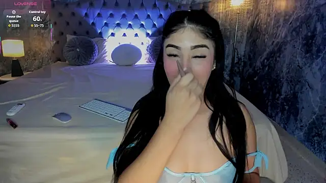 Snapshot of Belliinda_21 chatting on 14, 1, 2026 Belliinda 21 online show from 14, 1, 2026