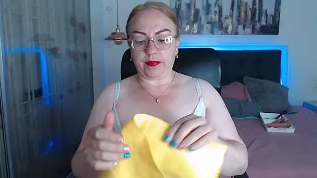 Tania Goddess  online show from 11, 10, 2025