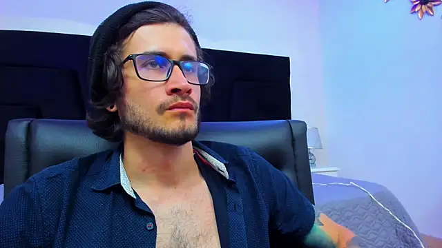 Loggan donnelly online show from 12, 1, 2025