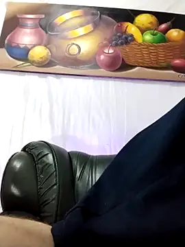 Loggan donnelly online show from 22, 4, 2026