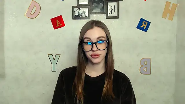 Snapshot of AlisaCatty_ chatting on 14, 2, 2025 AlisaCatty online show from 14, 2, 2025