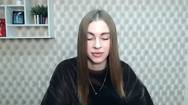 Snapshot of AlisaCatty_ chatting on 12, 3, 2025 AlisaCatty online show from 12, 3, 2025