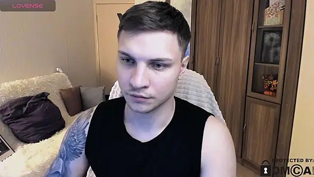 Snapshot of handsome_guy01 chatting on 27, 10, 2025 handsome guy01 online show from 27, 10, 2025