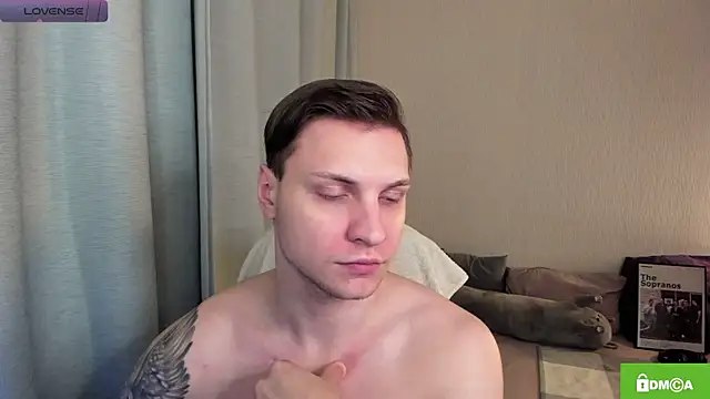 handsome guy01 online show from 13, 6, 2026