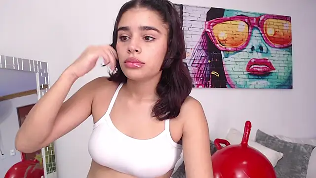 Snapshot of lissbrown chatting on 29, 1, 2025 lissbrown online show from 29, 1, 2025