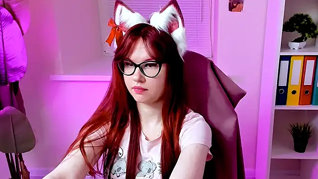 CarolGiggly online show from 3, 11, 2025