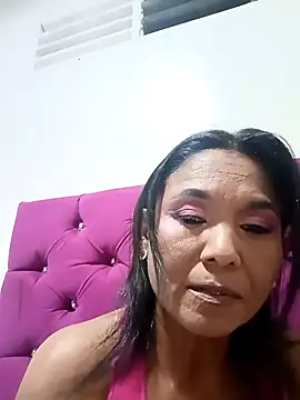 Snapshot of tiffany_Bitch chatting on 8, 5, 2026 tiffany Bitch online show from 8, 5, 2026