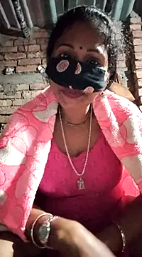 Hotty-dola online show from 31, 12, 2024