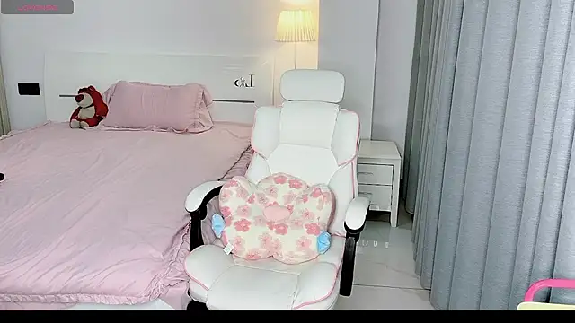 -Wendy   online show from 13, 2, 2025