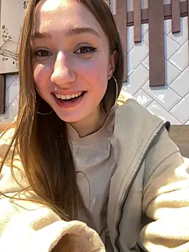 Lia  Love online show from 10, 12, 2024