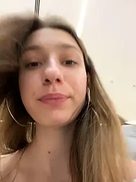 Lia  Love online show from 10, 1, 2025