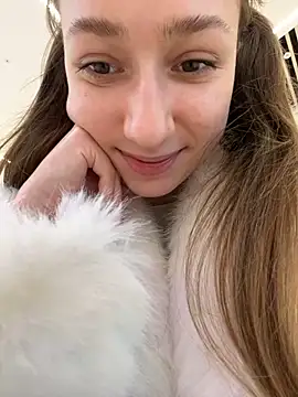 Lia  Love online show from 16, 1, 2025