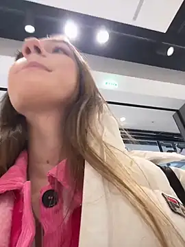 Lia  Love online show from 14, 2, 2025