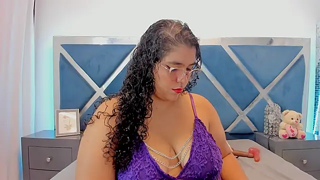 Tiffanymiller00 online show from 2, 5, 2026