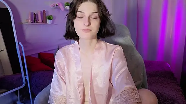 Sweet Paradox online show from 27, 9, 2025