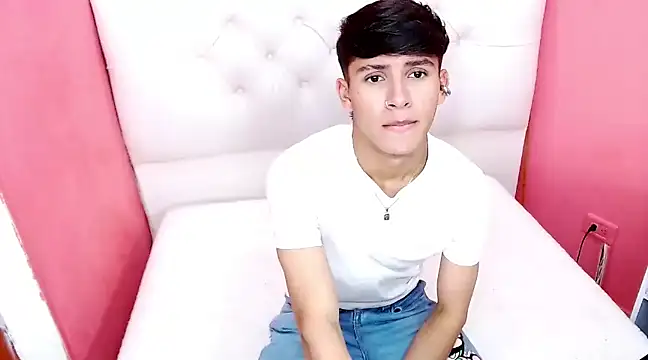 Snapshot of will_star_x chatting on 17, 12, 2024 will star x online show from 17, 12, 2024