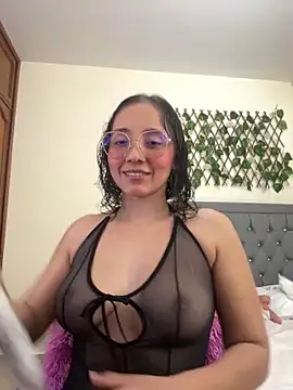 Snapshot of Kay_LustyWife chatting on 6, 2, 2025 Kay LustyWife online show from 6, 2, 2025